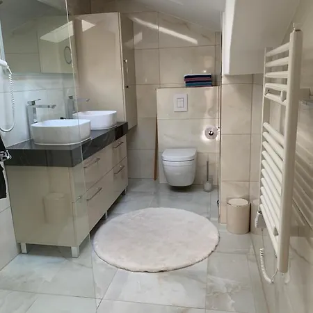 Belli Apartment *